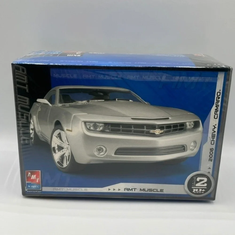 AMT Ertl 2006 Chevy Camaro‎ Muscle Model Kit Skill 2 38467 New Sealed